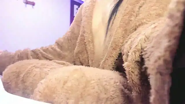 meribeth303av online show from 12/06/24, 11:03