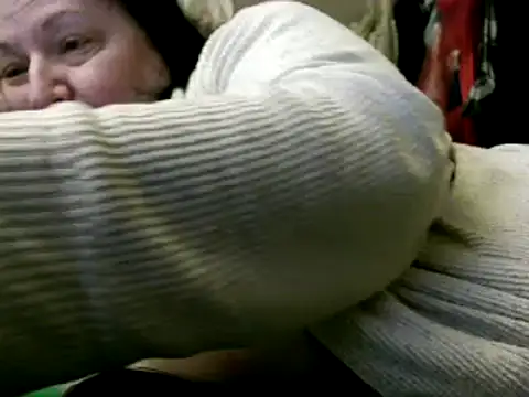 Snapshot of WHITEDAROSE chatting on 12/04/24, 10:30 WHITEDAROSE online show from 12/04/24, 10:30