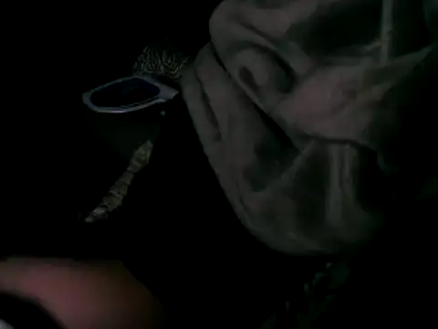 Snapshot of WHITEDAROSE chatting on 03/12/25, 07:57 WHITEDAROSE online show from 03/12/25, 07:57