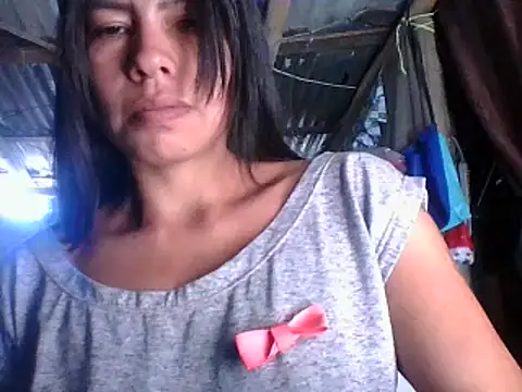 Snapshot of Alanagracia chatting on 01/13/25, 04:41 Alanagracia online show from 01/13/25, 04:41