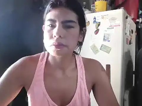 Snapshot of Alanagracia chatting on 02/17/25, 04:26 Alanagracia online show from 02/17/25, 04:26