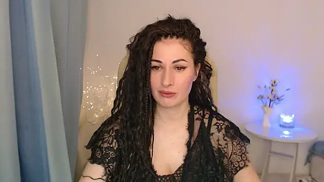 Snapshot of MaryMalory11 chatting on 02/10/25, 06:13 MaryMalory11 online show from 02/10/25, 06:13