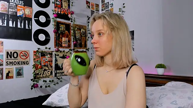 AliciaParkerf online show from 01/28/25, 08:26