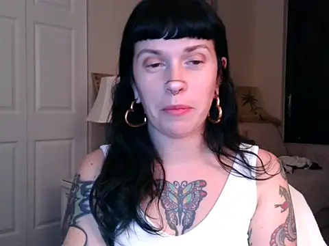 Snapshot of Marcelinegoddess chatting on 12/07/24, 06:54 Marcelinegoddess online show from 12/07/24, 06:54