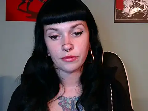 Snapshot of Marcelinegoddess chatting on 12/20/24, 04:09 Marcelinegoddess online show from 12/20/24, 04:09
