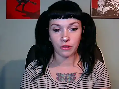 Snapshot of Marcelinegoddess chatting on 12/31/24, 03:34 Marcelinegoddess online show from 12/31/24, 03:34