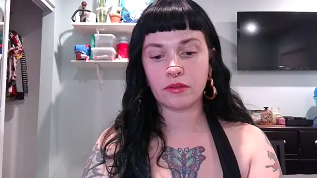 Snapshot of Marcelinegoddess chatting on 01/16/25, 04:07 Marcelinegoddess online show from 01/16/25, 04:07
