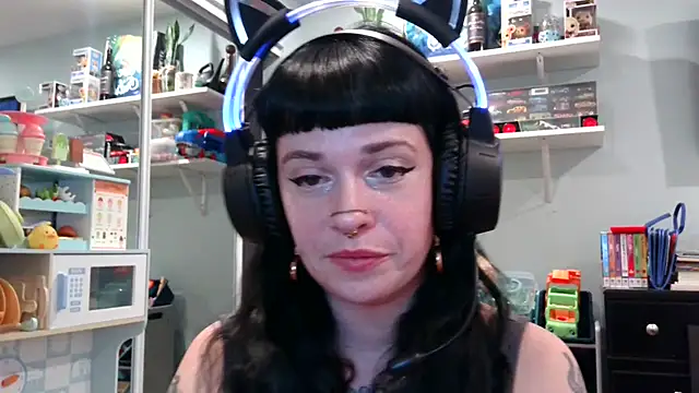 Snapshot of Marcelinegoddess chatting on 02/18/25, 05:42 Marcelinegoddess online show from 02/18/25, 05:42