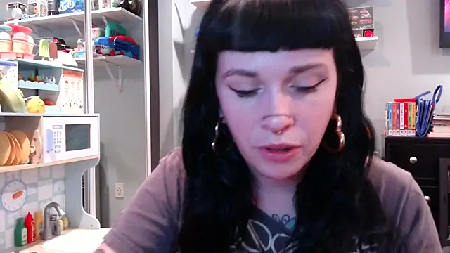 Snapshot of Marcelinegoddess chatting on 02/25/25, 03:20 Marcelinegoddess online show from 02/25/25, 03:20