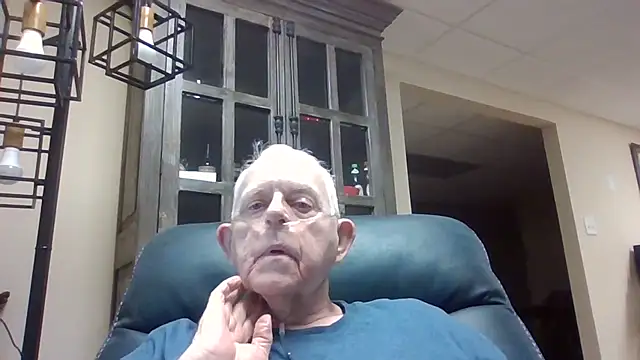 Snapshot of bootlegmanz chatting on 09/10/25, 09:15 bootlegmanz online show from 09/10/25, 09:15