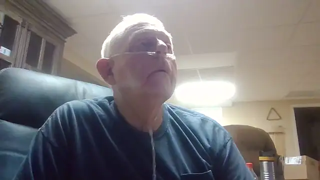 Snapshot of bootlegmanz chatting on 09/20/25, 11:39 bootlegmanz online show from 09/20/25, 11:39