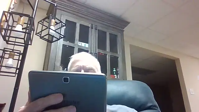 Snapshot of bootlegmanz chatting on 09/30/25, 05:40 bootlegmanz online show from 09/30/25, 05:40