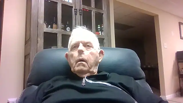 Snapshot of bootlegmanz chatting on 11/02/25, 02:41 bootlegmanz online show from 11/02/25, 02:41