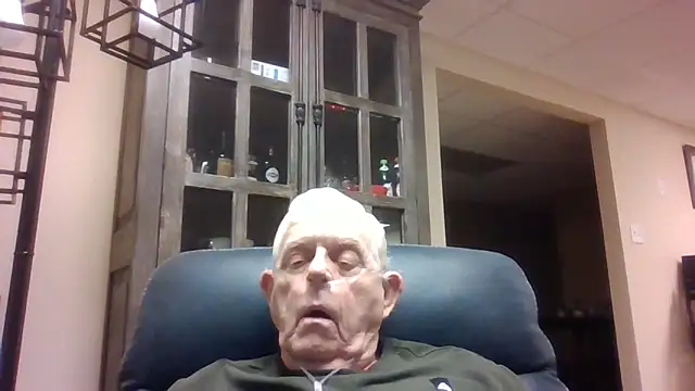 Snapshot of bootlegmanz chatting on 11/09/25, 12:47 bootlegmanz online show from 11/09/25, 12:47