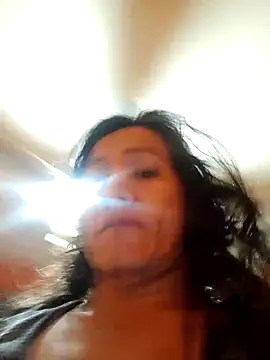 miicheele32 online show from 01/04/25, 04:22