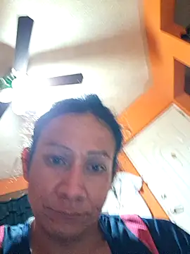 miicheele32 online show from 10/23/25, 10:36