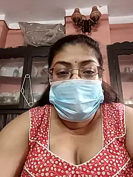 Snapshot of LAVERNIYA_ chatting on 12/26/24, 10:37 LAVERNIYA online show from 12/26/24, 10:37