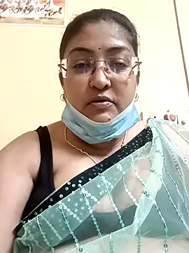 Snapshot of LAVERNIYA_ chatting on 03/02/25, 11:18 LAVERNIYA online show from 03/02/25, 11:18