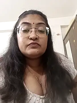 LAVERNIYA  online show from 10/14/25, 12:50