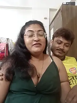 LAVERNIYA  online show from 10/29/25, 07:37