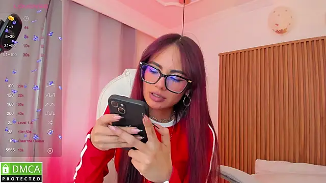 sophiecherry  online show from 10/26/25, 08:15