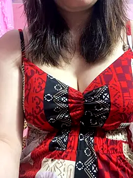 Snapshot of Ory22 chatting on 10/28/25, 12:30 Ory22 online show from 10/28/25, 12:30