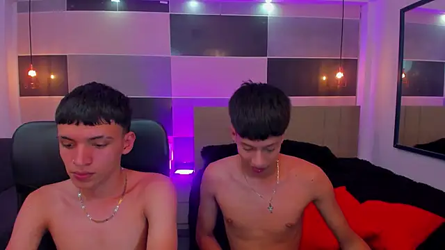 Snapshot of Juan_Nd_Steven chatting on 12/03/24, 07:54 Juan Nd Steven online show from 12/03/24, 07:54