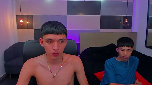 Snapshot of Juan_Nd_Steven chatting on 01/14/25, 07:17 Juan Nd Steven online show from 01/14/25, 07:17