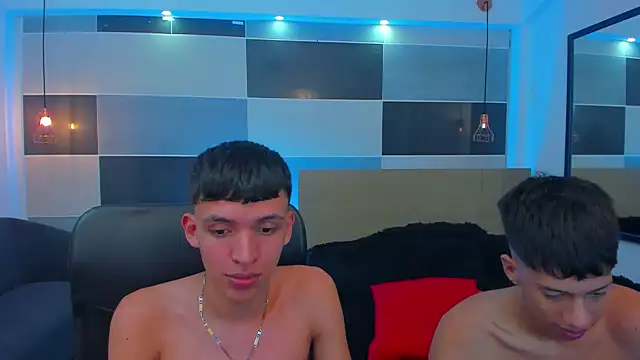 Snapshot of Juan_Nd_Steven chatting on 02/05/25, 07:18 Juan Nd Steven online show from 02/05/25, 07:18