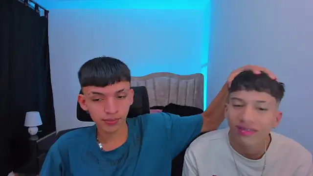 Snapshot of Juan_Nd_Steven chatting on 09/14/25, 12:48 Juan Nd Steven online show from 09/14/25, 12:48