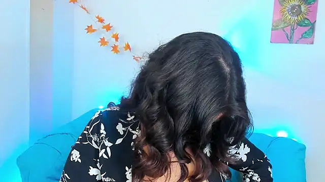 Snapshot of LiahDiaz chatting on 12/25/24, 04:54 LiahDiaz online show from 12/25/24, 04:54