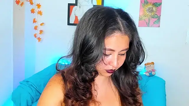 Snapshot of LiahDiaz chatting on 01/11/25, 09:25 LiahDiaz online show from 01/11/25, 09:25