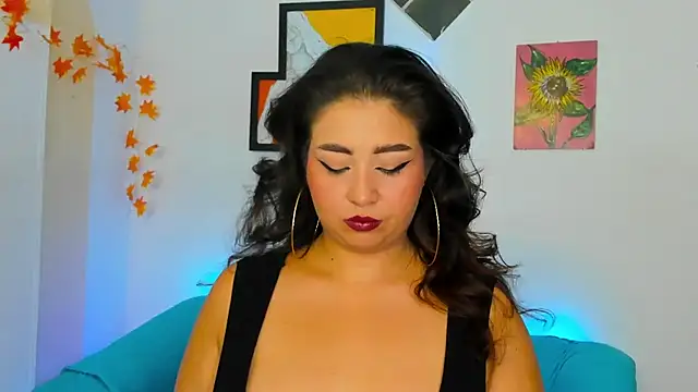 Snapshot of LiahDiaz chatting on 01/14/25, 10:02 LiahDiaz online show from 01/14/25, 10:02