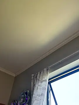 Snapshot of Dime-__ chatting on 10/14/25, 09:21 Dime- online show from 10/14/25, 09:21