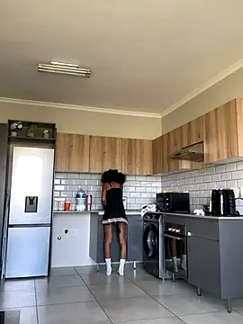 Snapshot of Dime-__ chatting on 10/15/25, 09:31 Dime- online show from 10/15/25, 09:31