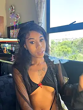 Snapshot of Dime-__ chatting on 10/23/25, 10:36 Dime- online show from 10/23/25, 10:36