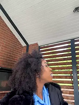 Snapshot of Dime-__ chatting on 11/16/25, 11:16 Dime- online show from 11/16/25, 11:16