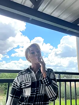 Snapshot of Dime-__ chatting on 11/19/25, 11:43 Dime- online show from 11/19/25, 11:43