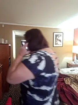 mcv131985 online show from 10/04/25, 02:37