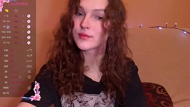 Snapshot of Jenna_Sativa chatting on 02/18/25, 11:55 Jenna Sativa online show from 02/18/25, 11:55