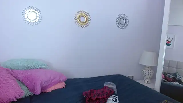 Snapshot of kaory_azumi chatting on 11/14/25, 06:39 kaory azumi online show from 11/14/25, 06:39