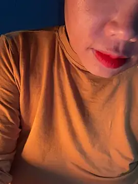 Laura8910 online show from 12/12/24, 12:01