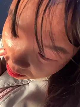 Laura8910 online show from 12/14/24, 04:42