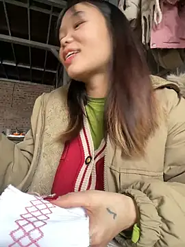 Laura8910 online show from 02/14/25, 07:28