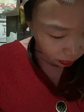 Laura8910 online show from 02/25/25, 02:22