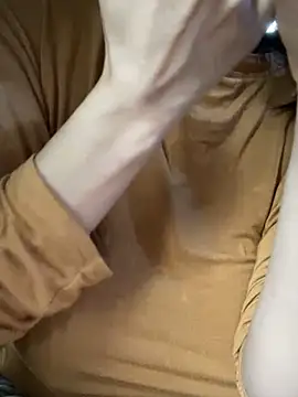 Laura8910 online show from 03/13/25, 04:49