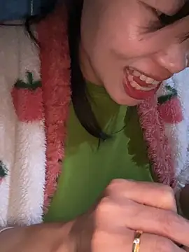 Laura8910 online show from 03/16/25, 01:06