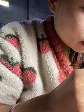 Laura8910 online show from 03/18/25, 03:20