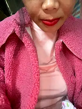 Laura8910 online show from 10/24/25, 09:38