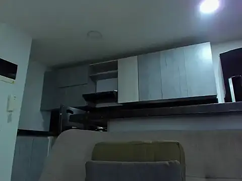 Alexander Martines online show from 09/28/25, 02:39